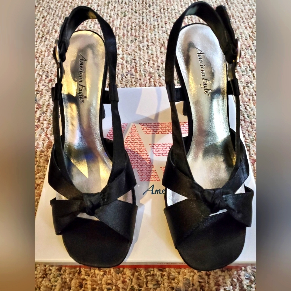 American Eagle Harding Slingback Sandle size 8